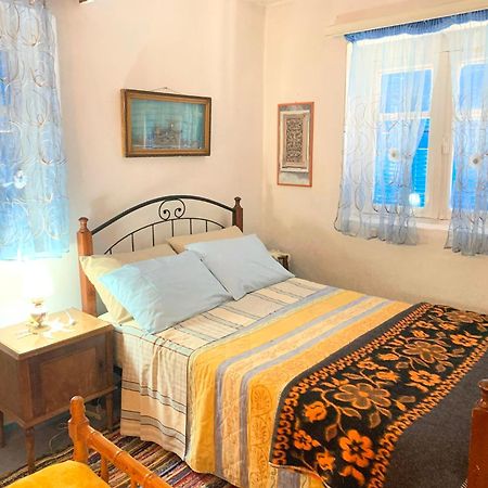 Casa Lela 1...Όπως Μια Φορά...Like Once Apartman Míli Kültér fotó